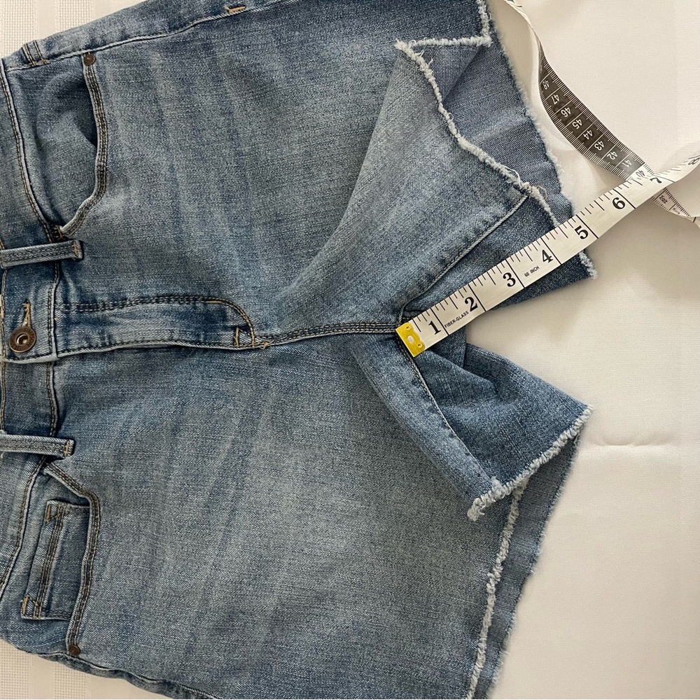 Jessica Simpson Women’s Size 4 Denim Blue Jean Shorts - Picture 10 of 11